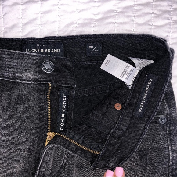 NWOT Lucky Brand Frayed High Rise Denim Shorts - Picture 6 of 8